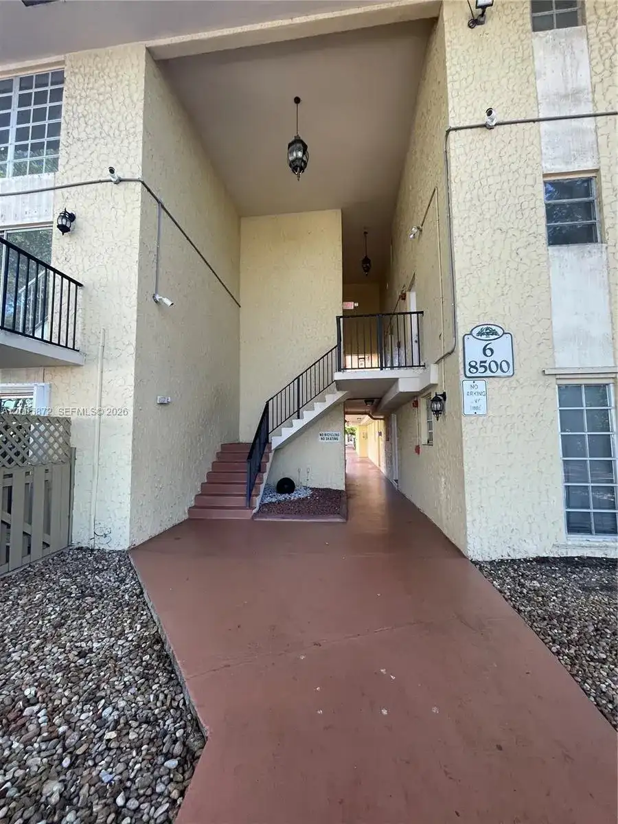 8500 SW 109th Ave # 229, Miami FL 33173 photo 2