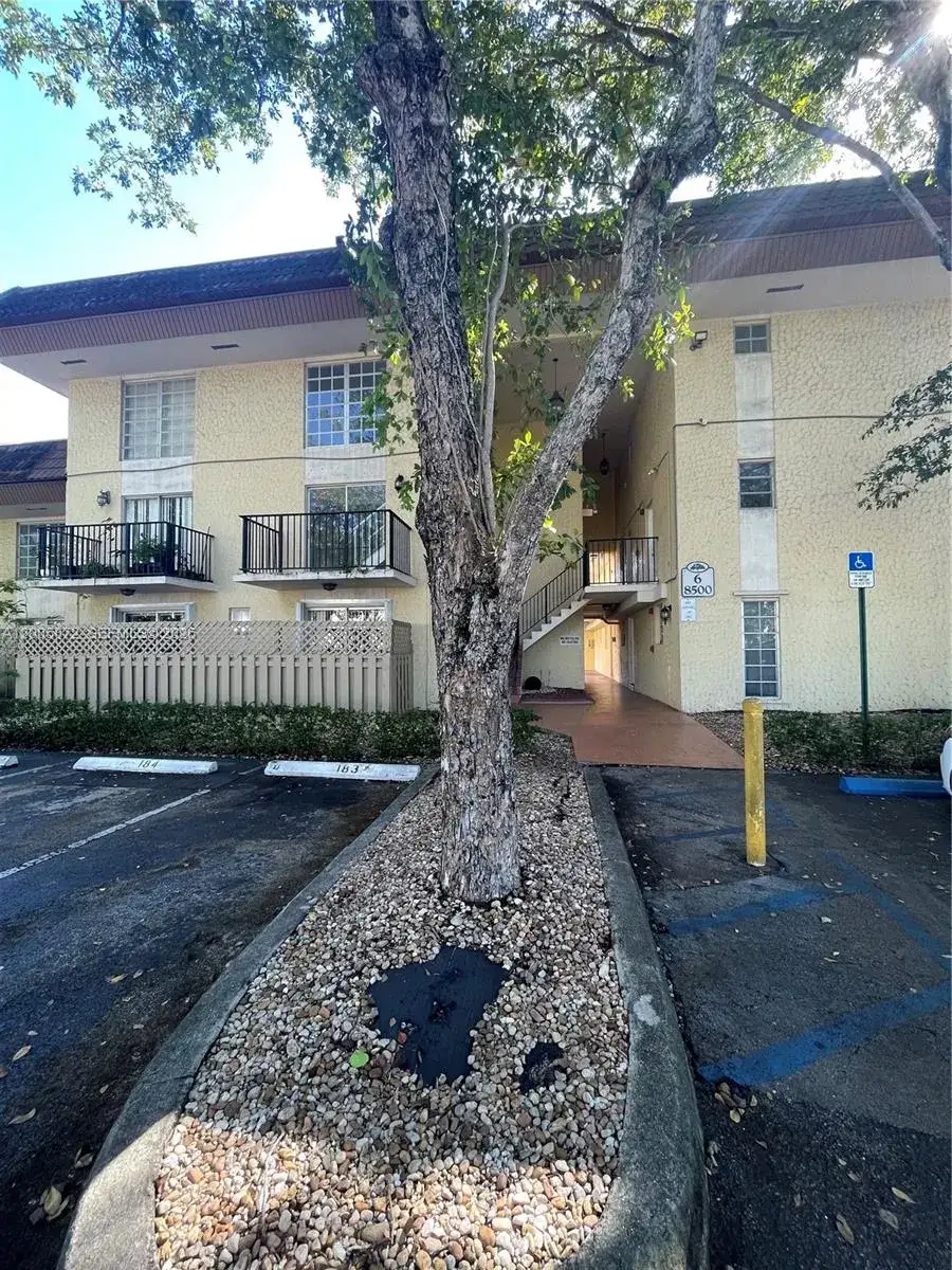 8500 SW 109th Ave # 229, Miami FL 33173 photo 3
