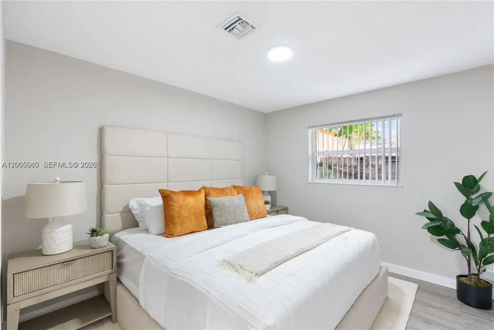 452 SW 4th Ave # 5, Fort Lauderdale FL 33315 photo 2