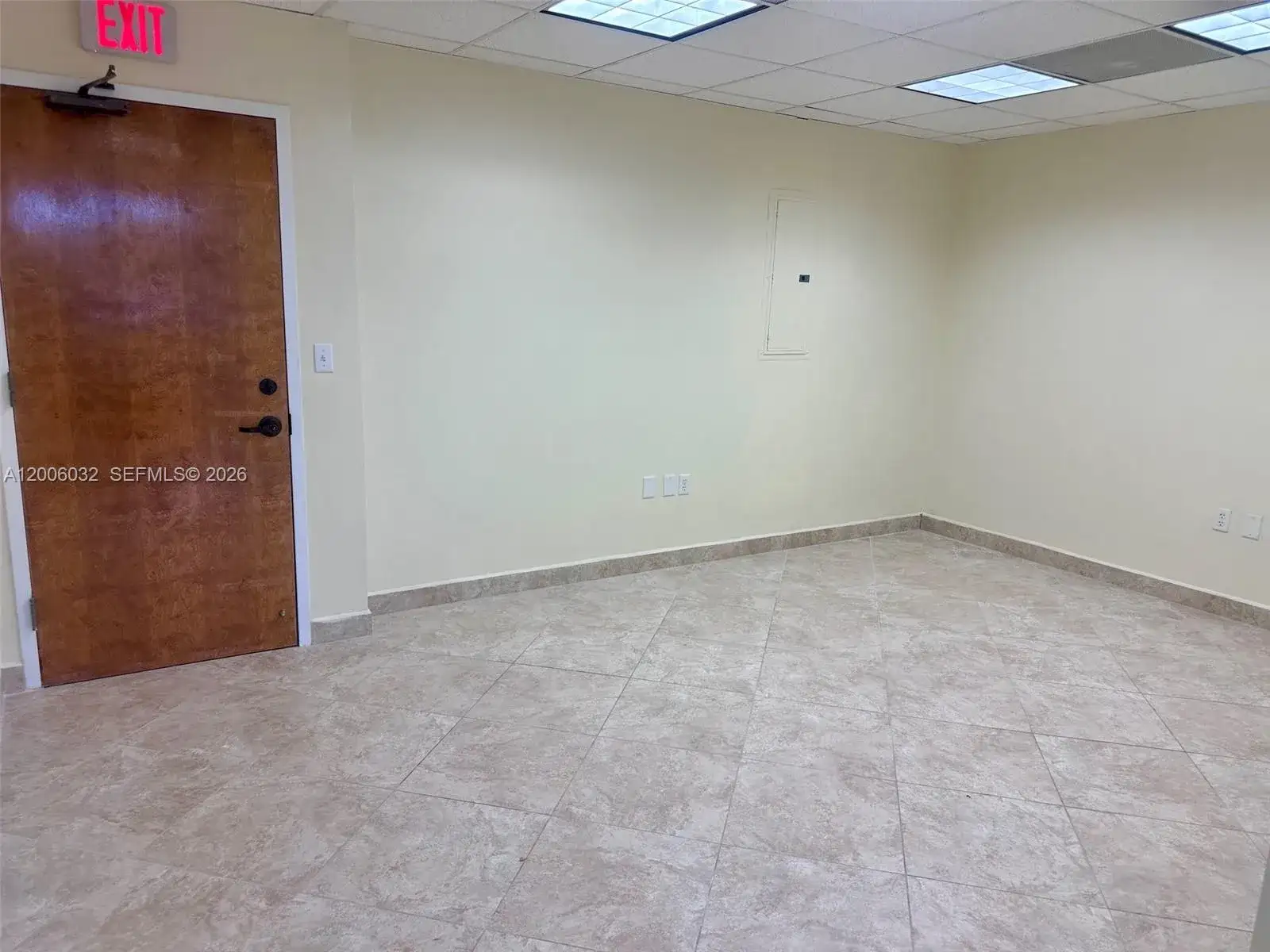 5455 SW 8 ST # 215, Miami FL 33134 photo 4