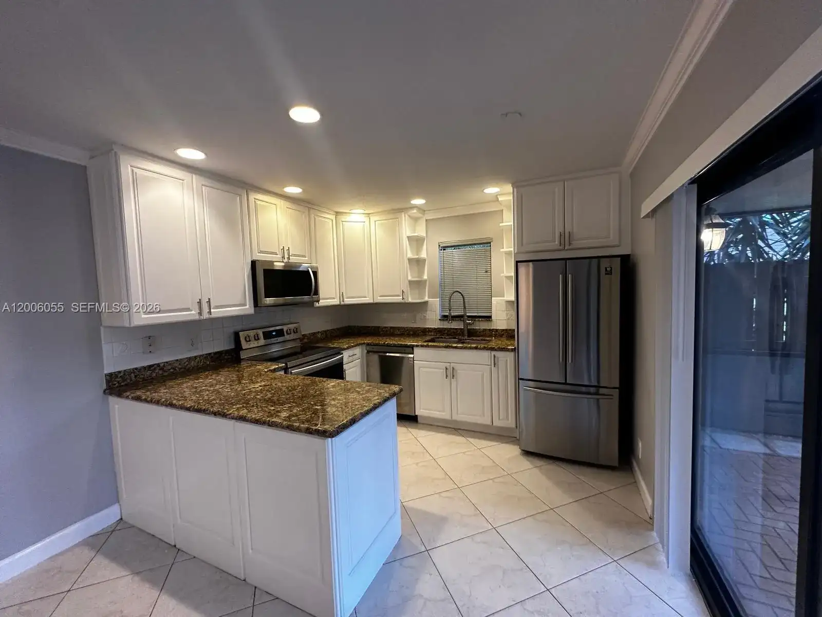 7671 W Courtyard Run W, Boca Raton FL 33433 photo 2