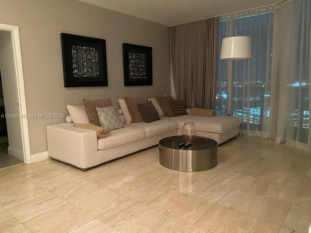 1900 N Bayshore Dr # 2314, Miami FL 33132 photo 2