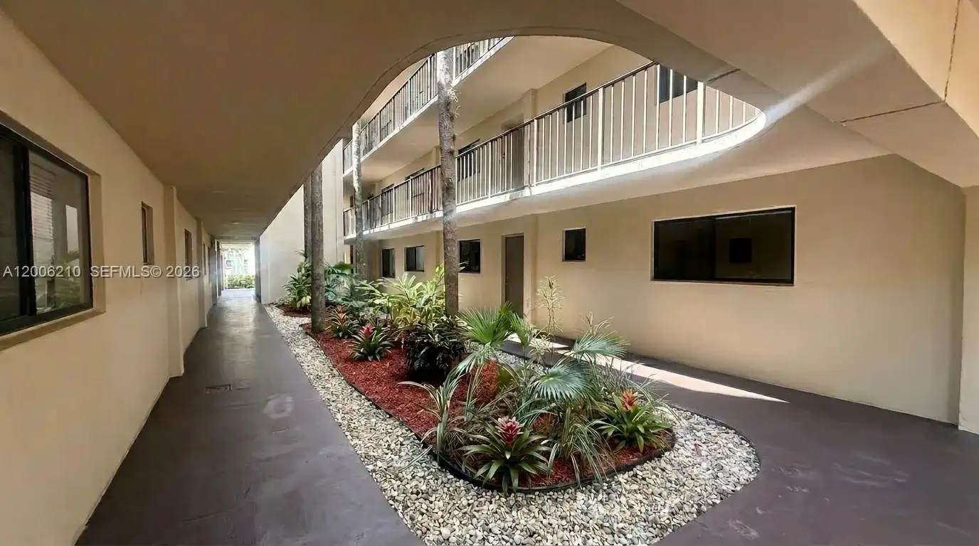 5190 Las Verdes Cir # 115, Delray Beach FL 33484 photo 5