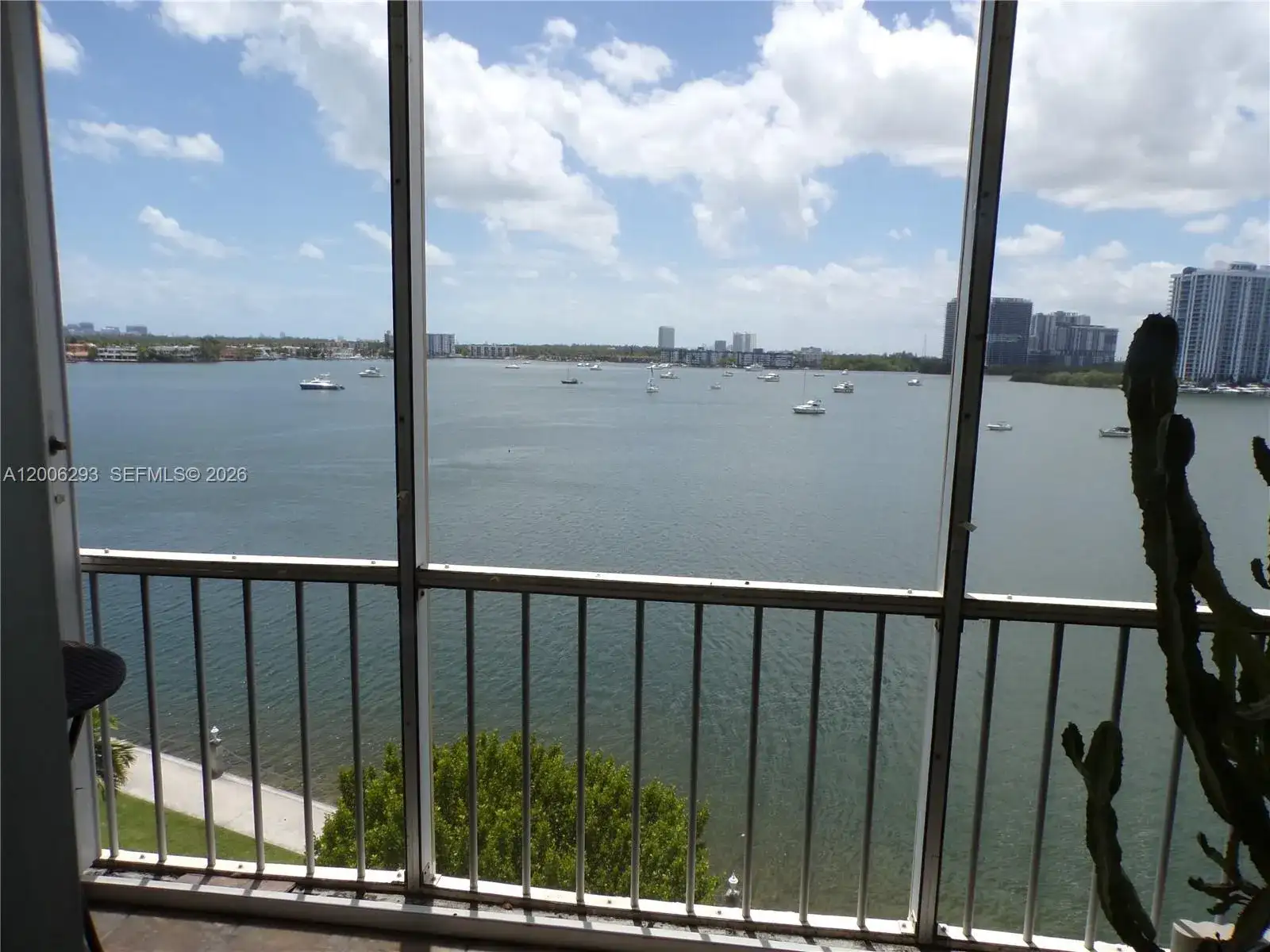 3000 Marcos Dr # P609, Aventura FL 33160 photo 3