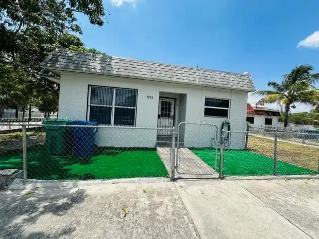 3929 NW 207th St Rd, Miami Gardens FL 33055 photo 2