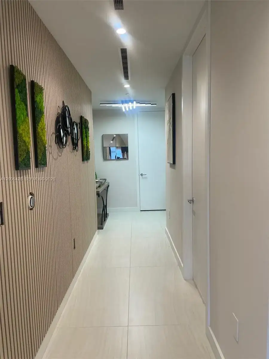 220 SE Mizner Blvd # 321, Boca Raton FL 33432 photo 4