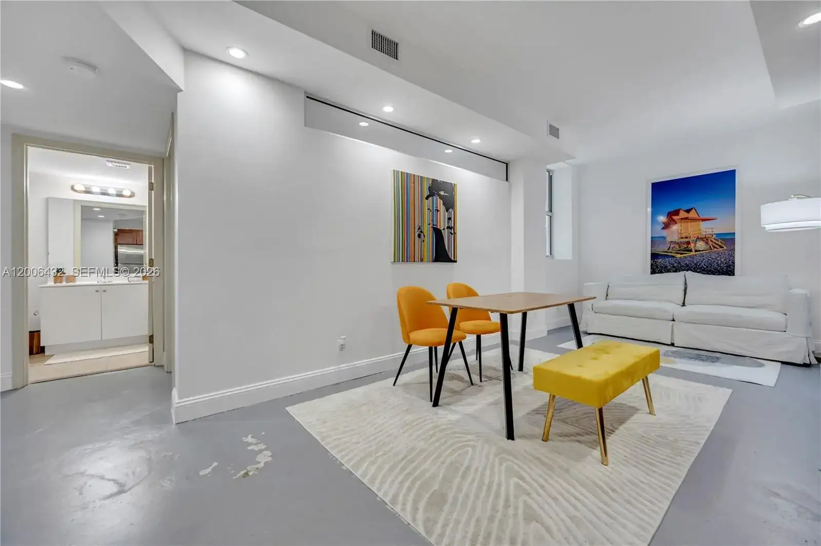 111 E Flagler St # 506, Miami FL 33131 photo 2