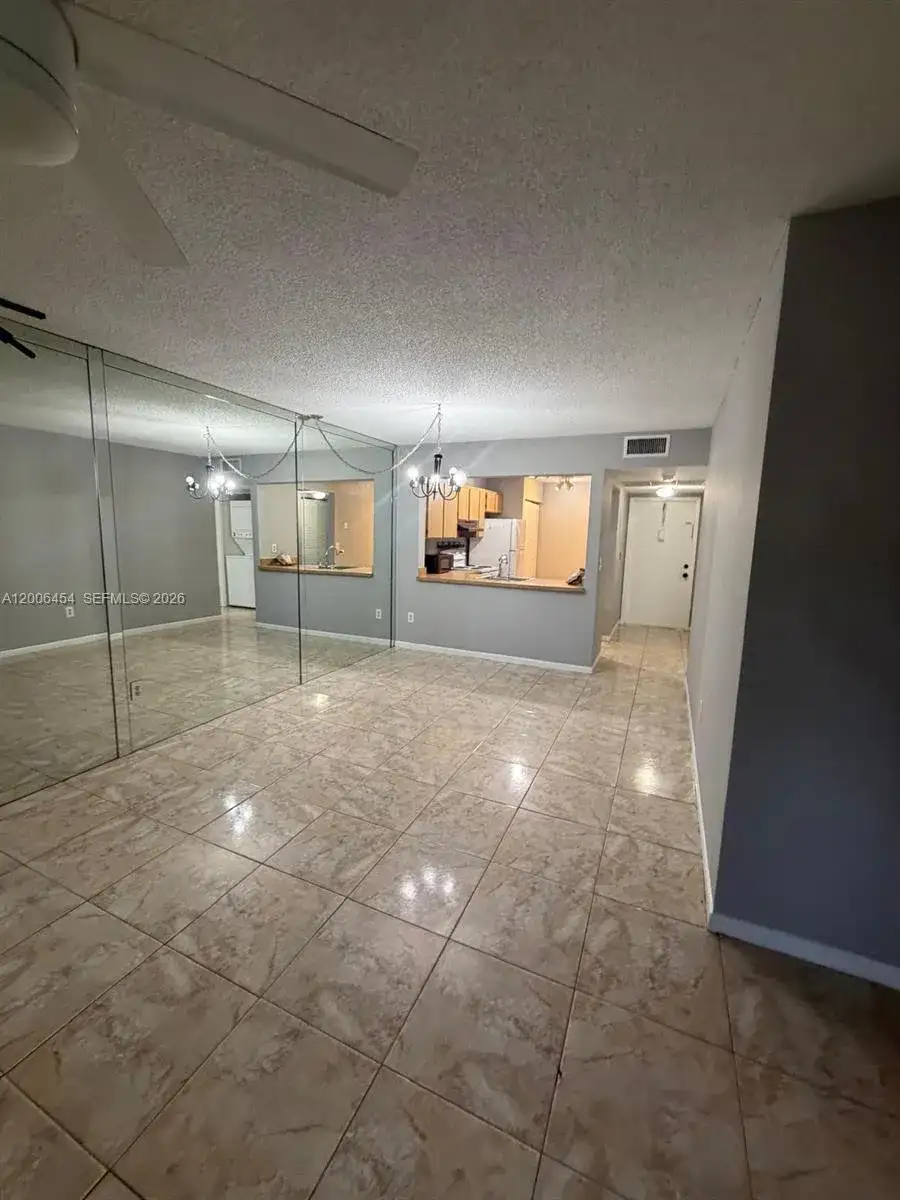 20825 NE 8th Ct # 19, Miami FL 33179 photo 4