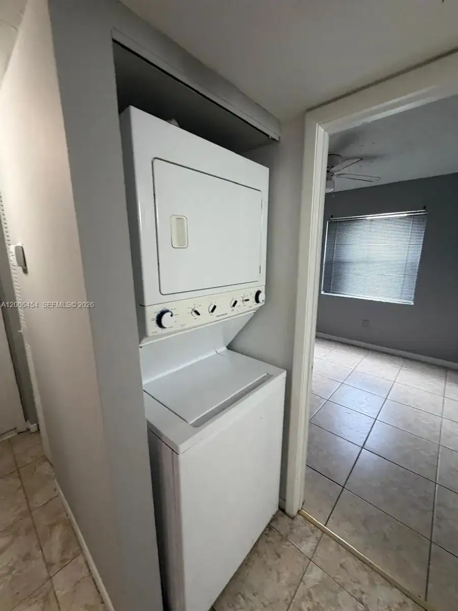 20825 NE 8th Ct # 19, Miami FL 33179 photo 5