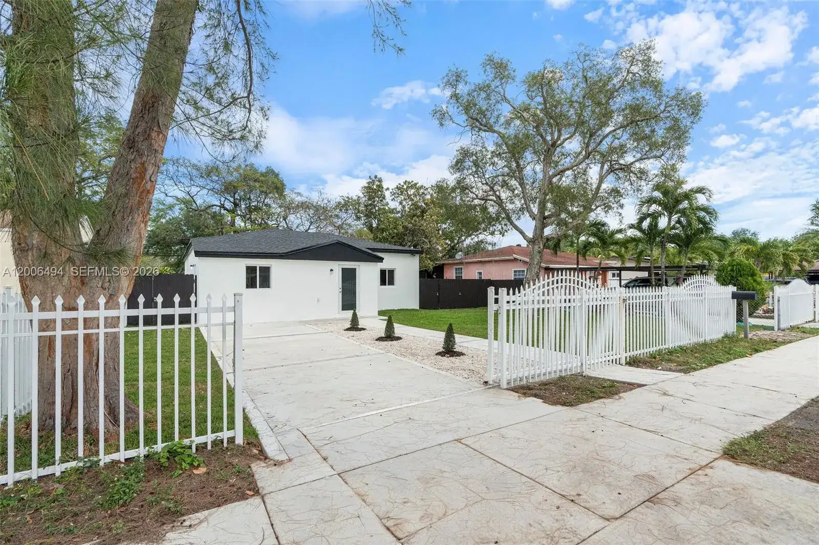 1305 Dunad Avenue, Opa-Locka FL 33054 photo 4