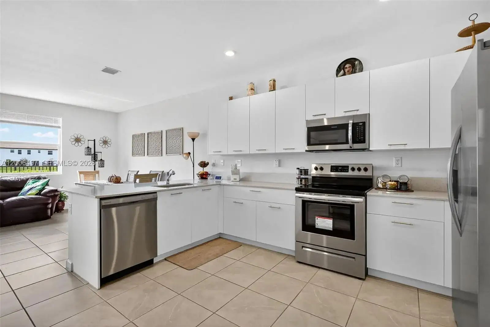 12936 NW 22nd Pl, Miami FL 33167 photo 4