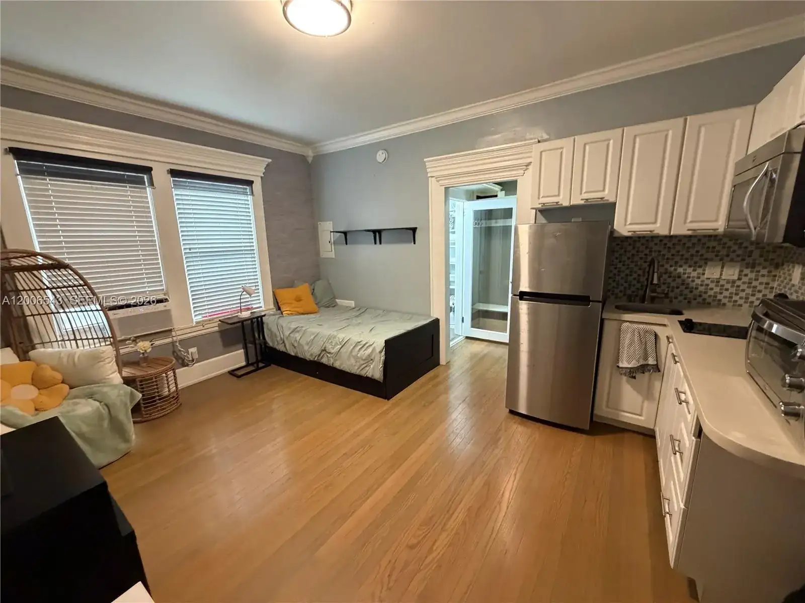 124 Mendoza Ave # 2A, Coral Gables FL 33134 photo 4