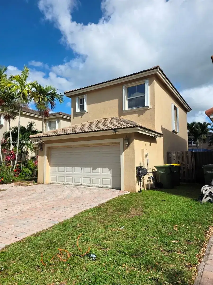 1889 SE 14th St, Homestead FL 33035 photo 3