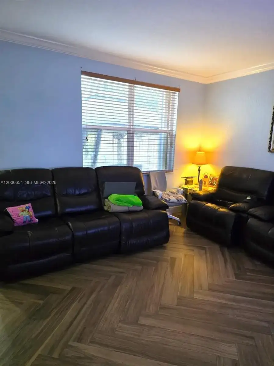 1889 SE 14th St, Homestead FL 33035 photo 5