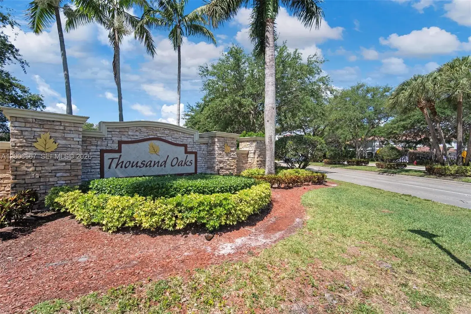 1225 Rosegate Blvd, Riviera Beach FL 33404 photo 2