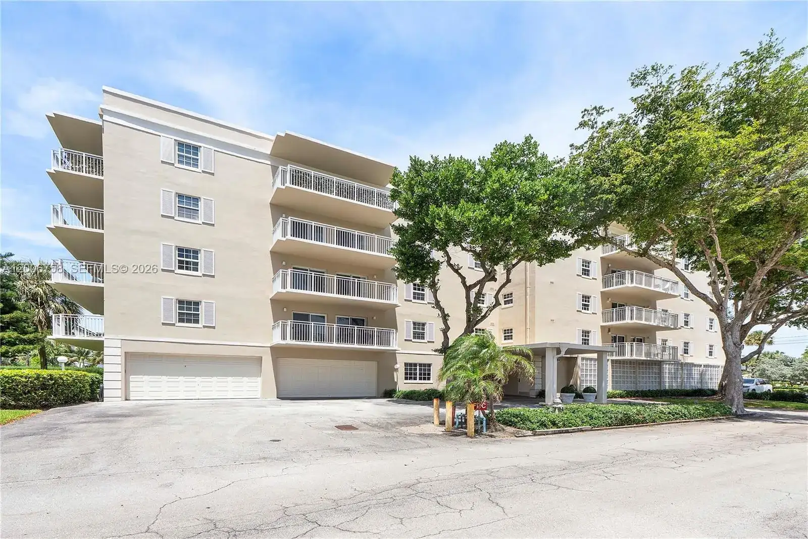 950 De Soto Rd # 3C, Boca Raton FL 33432 photo 3