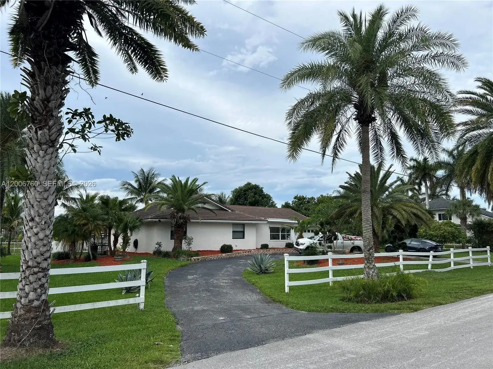 11781 NW 14th St, Plantation FL 33323 photo 2
