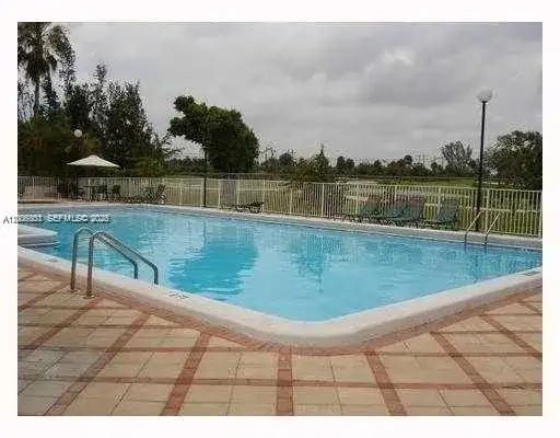 7125 NW 186th St # B502, Hialeah FL 33015 photo 4