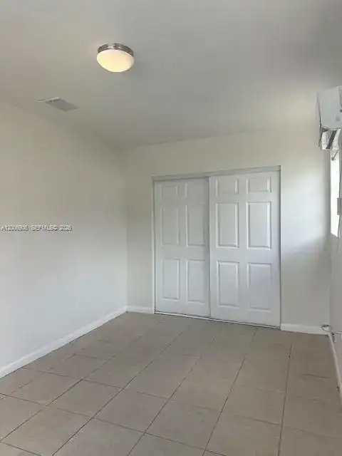 1884 NW 52nd St # 0, Miami FL 33142 photo 4