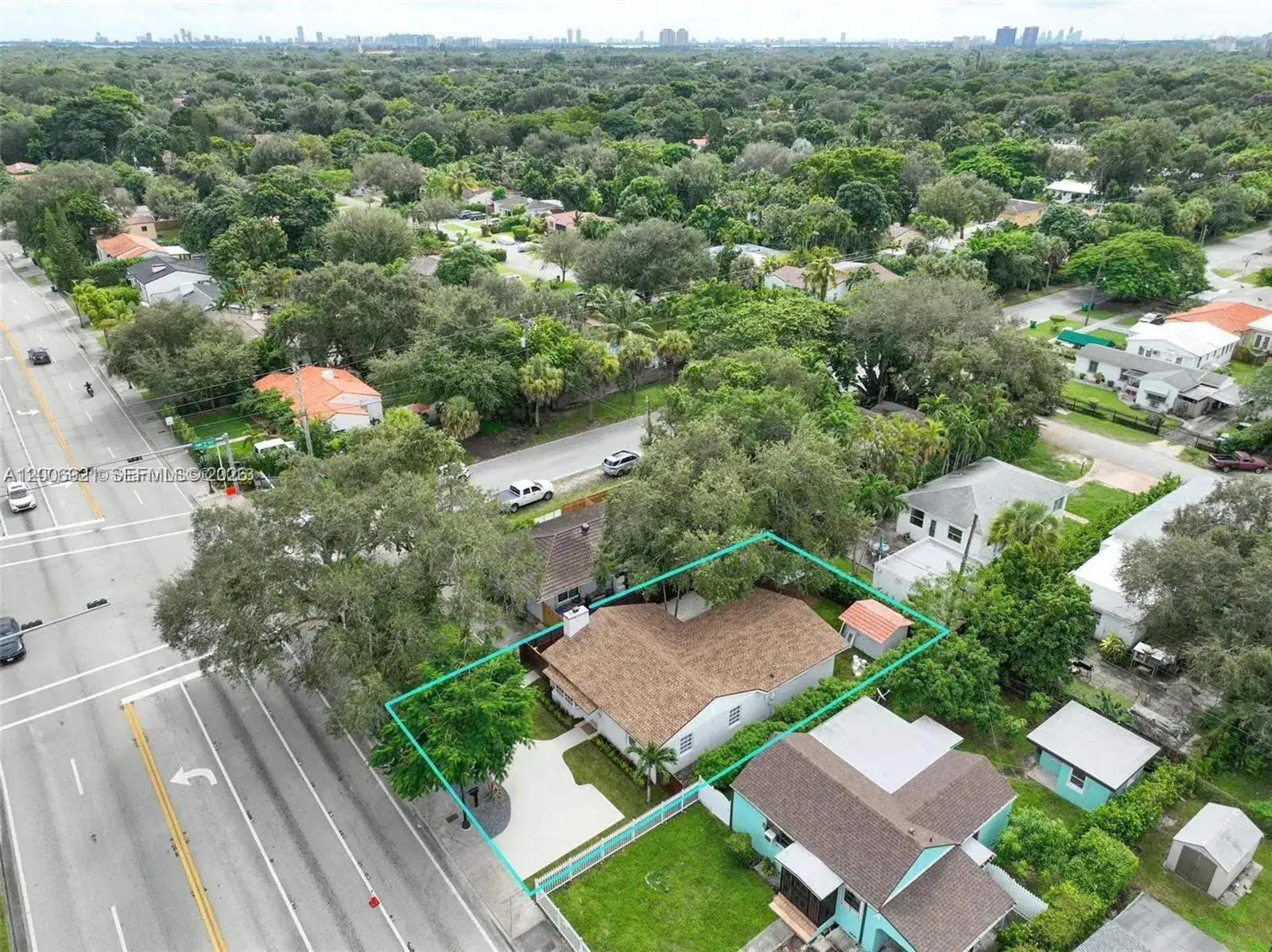 212 NW 103rd St, Miami FL 33150 photo 3