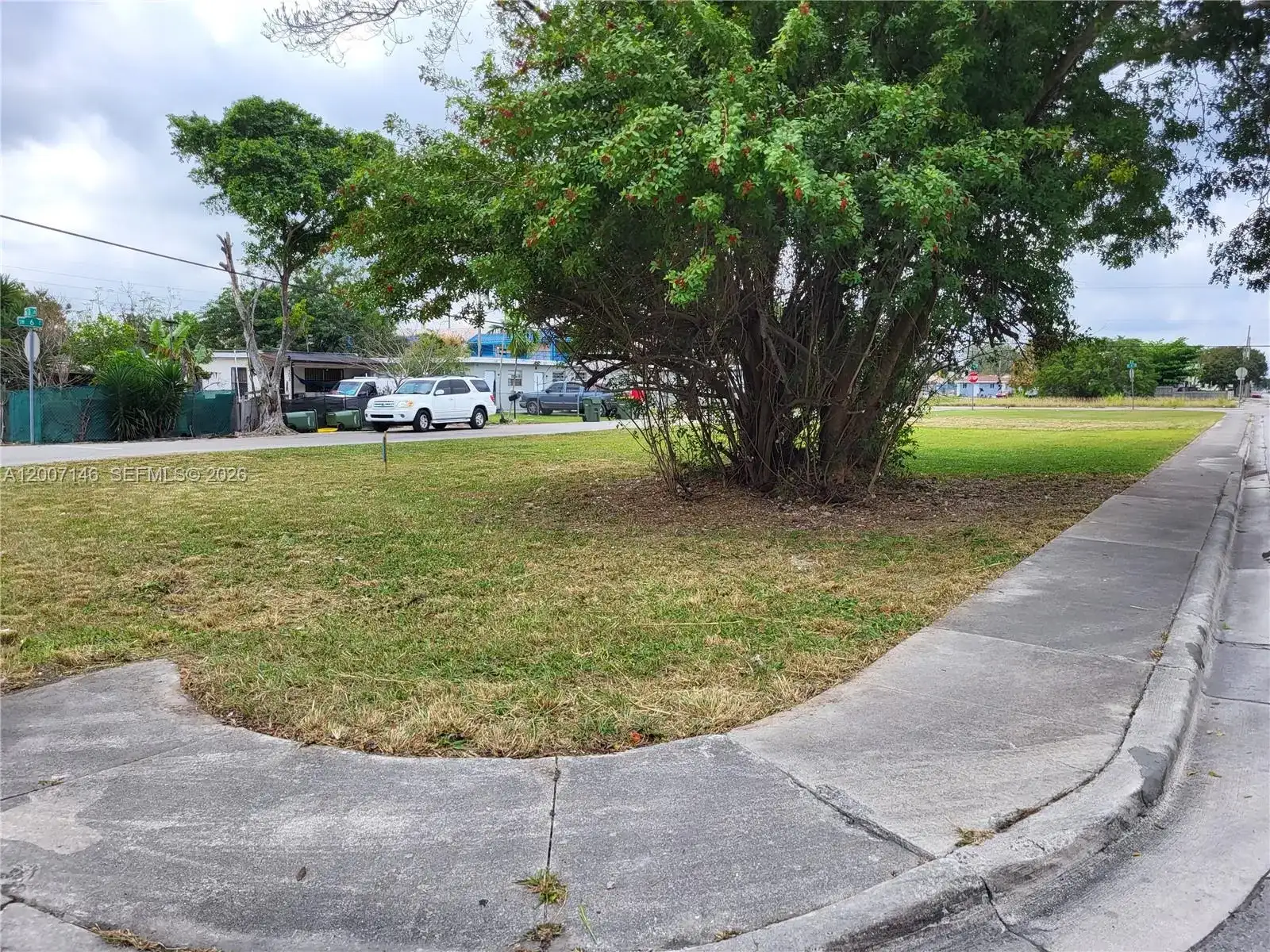 300 SW 6 Street, Homestead FL 33030 photo 5