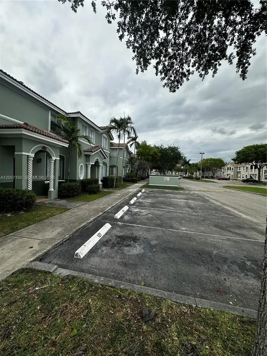 2812 SE 16th Ave # 121, Homestead FL 33035 photo 2