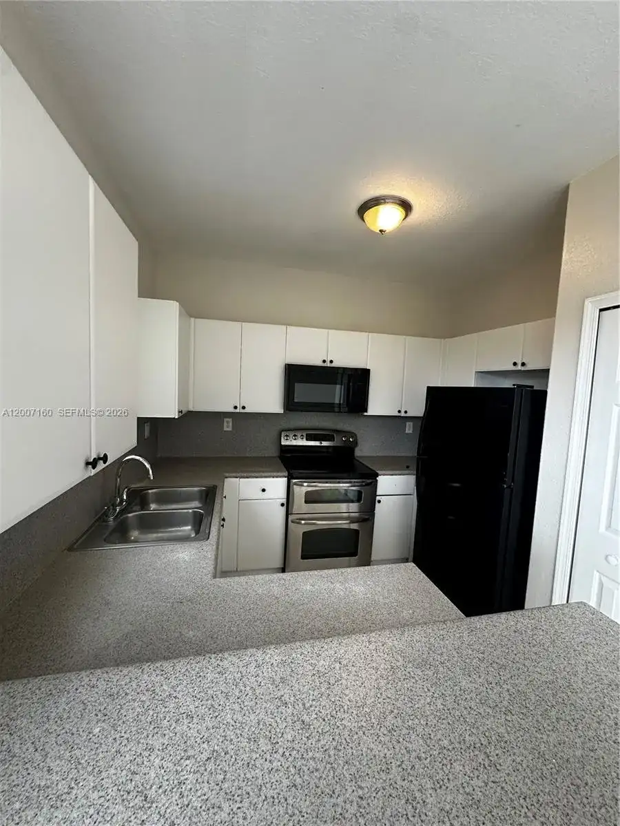 2812 SE 16th Ave # 121, Homestead FL 33035 photo 5