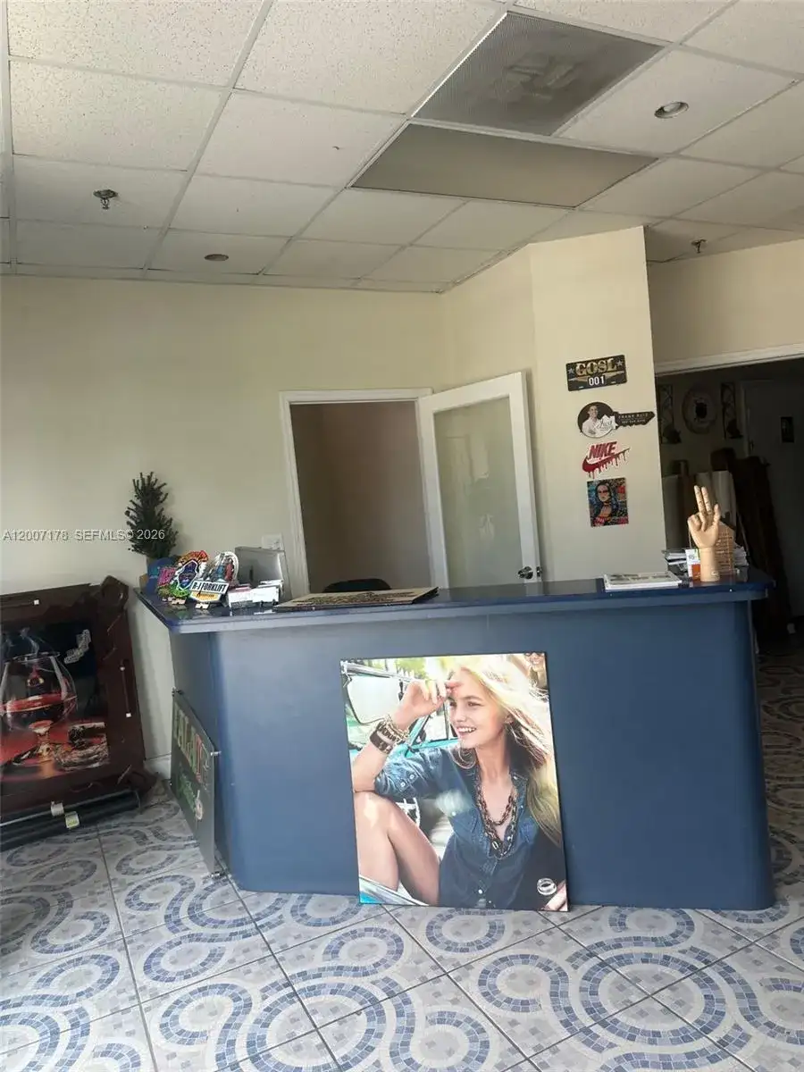 12101 NW 98th Ave, Hialeah Gardens FL 33018 photo 4