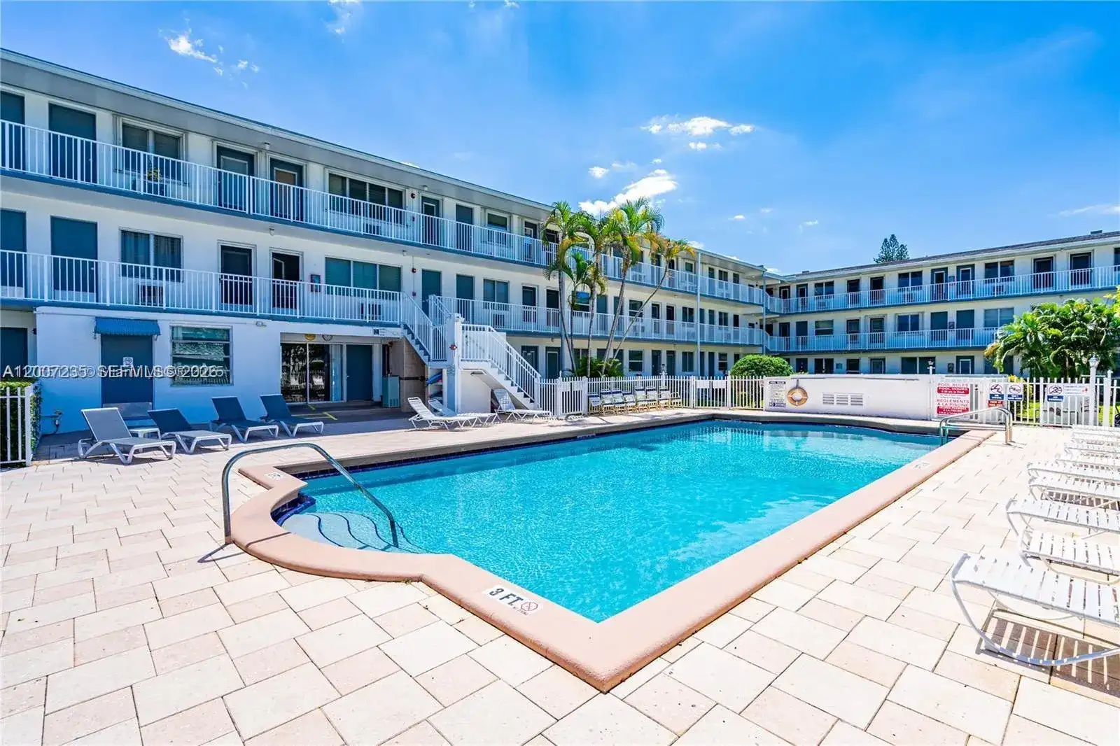 15610 NE 6th Ave # 18C, Miami FL 33162 photo 2