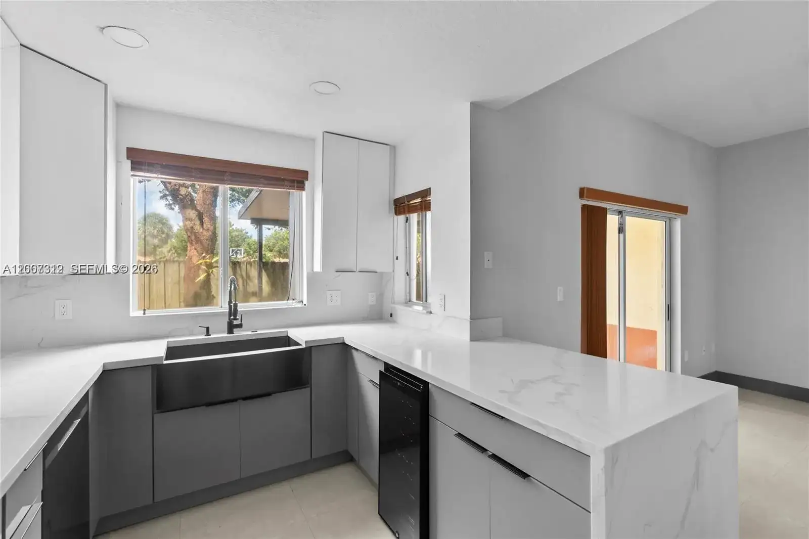 18172 SW 108th Path, Miami FL 33157 photo 3