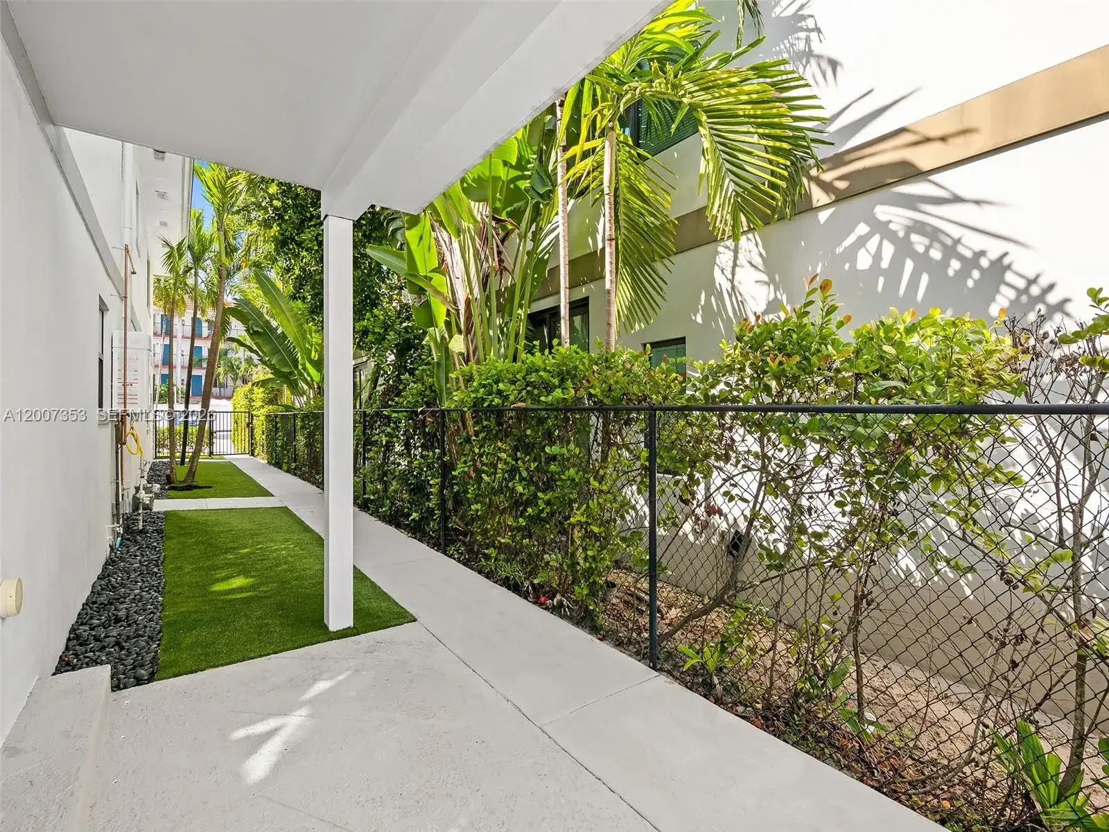 1305 SE 1st St, Fort Lauderdale FL 33301 photo 4