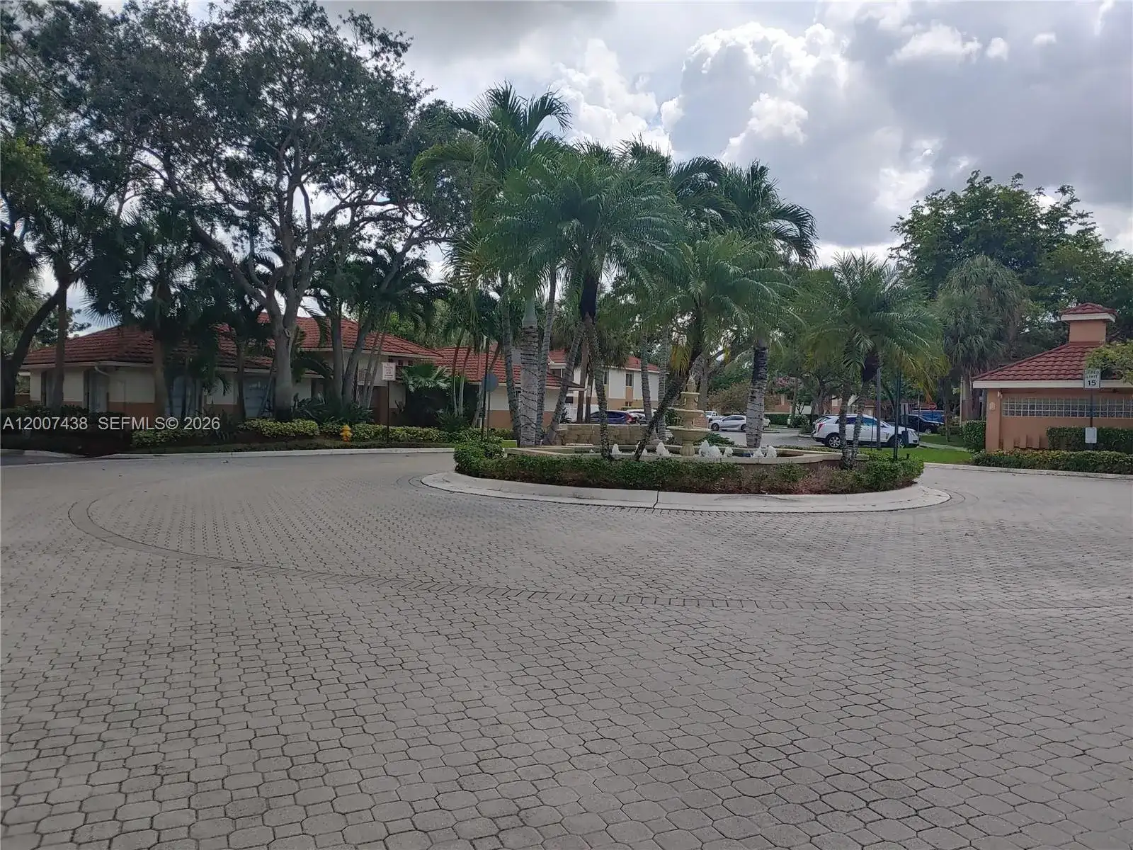 704 NW 92nd Ave # 704, Plantation FL 33324 photo 5