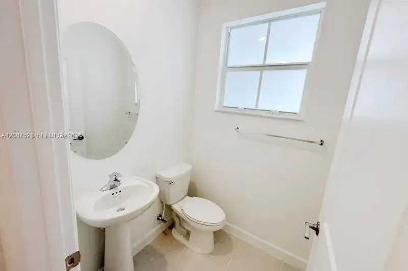 12428 NW 23rd Ct, Miami FL 33167 photo 4