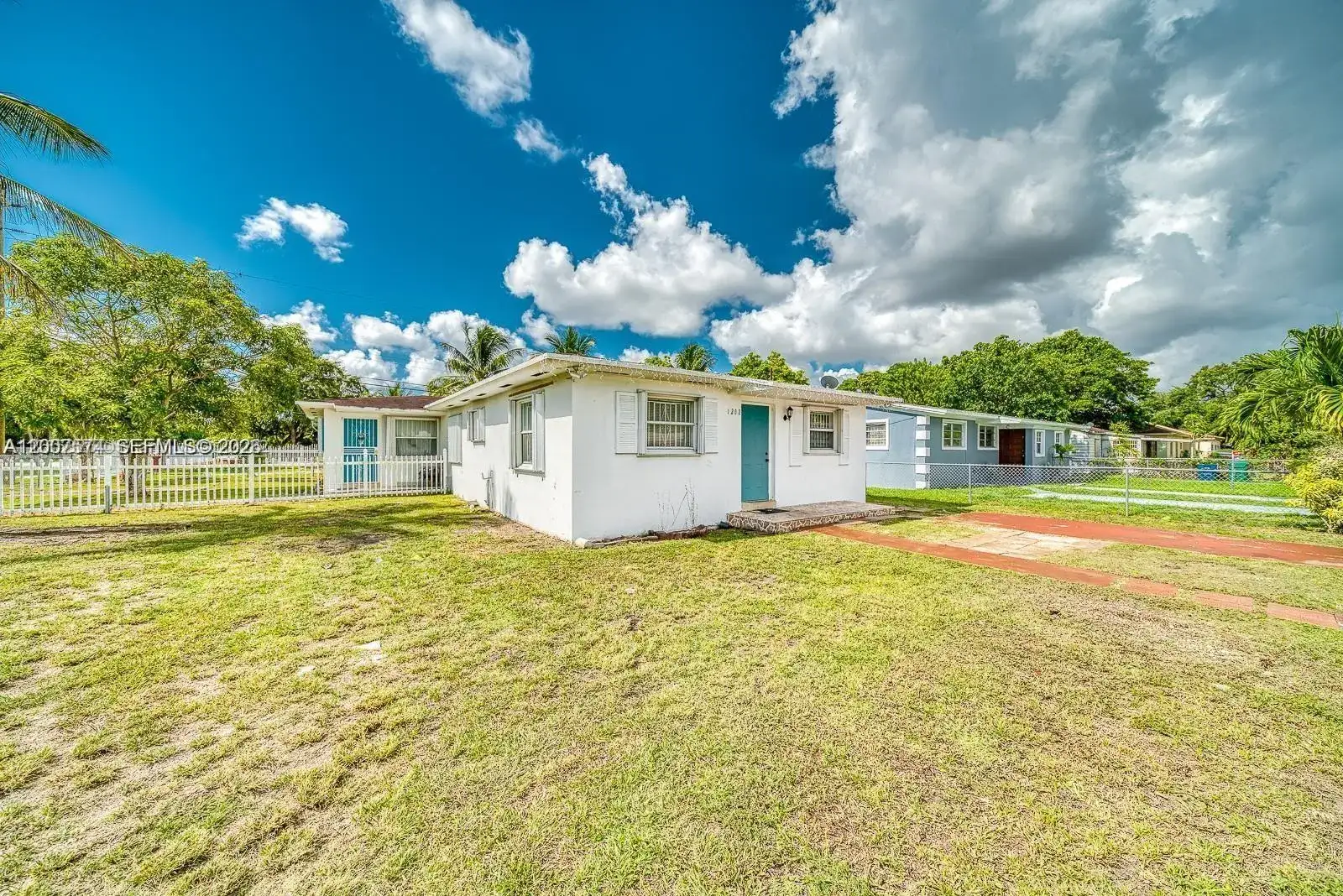 1200 NW 102nd St # 1202, Miami FL 33147 photo 2