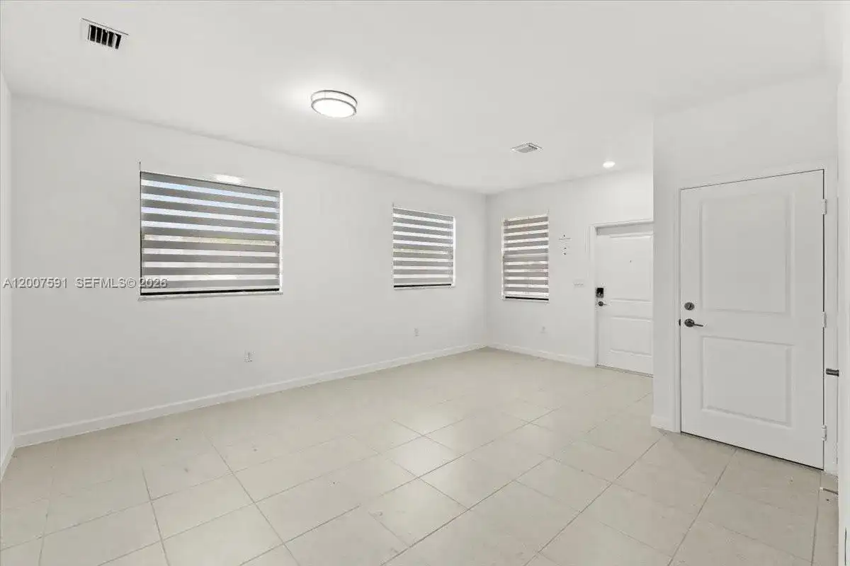 23210 SW 133rd Ct, Miami FL 33032 photo 4