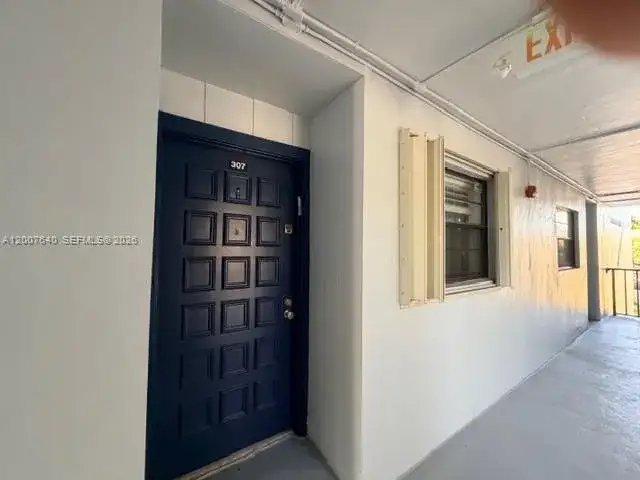 10825 SW 112th Ave # 307, Miami FL 33176 photo 3