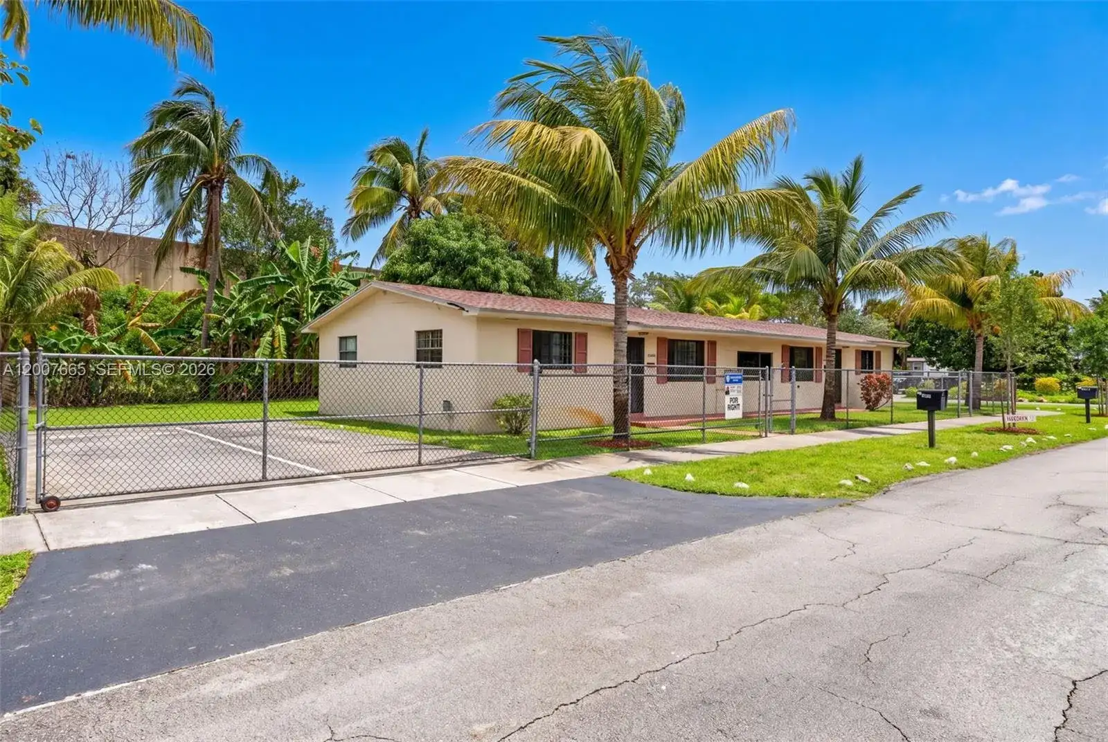 11120 NW 6th Ave, Miami Shores FL 33168 photo 3