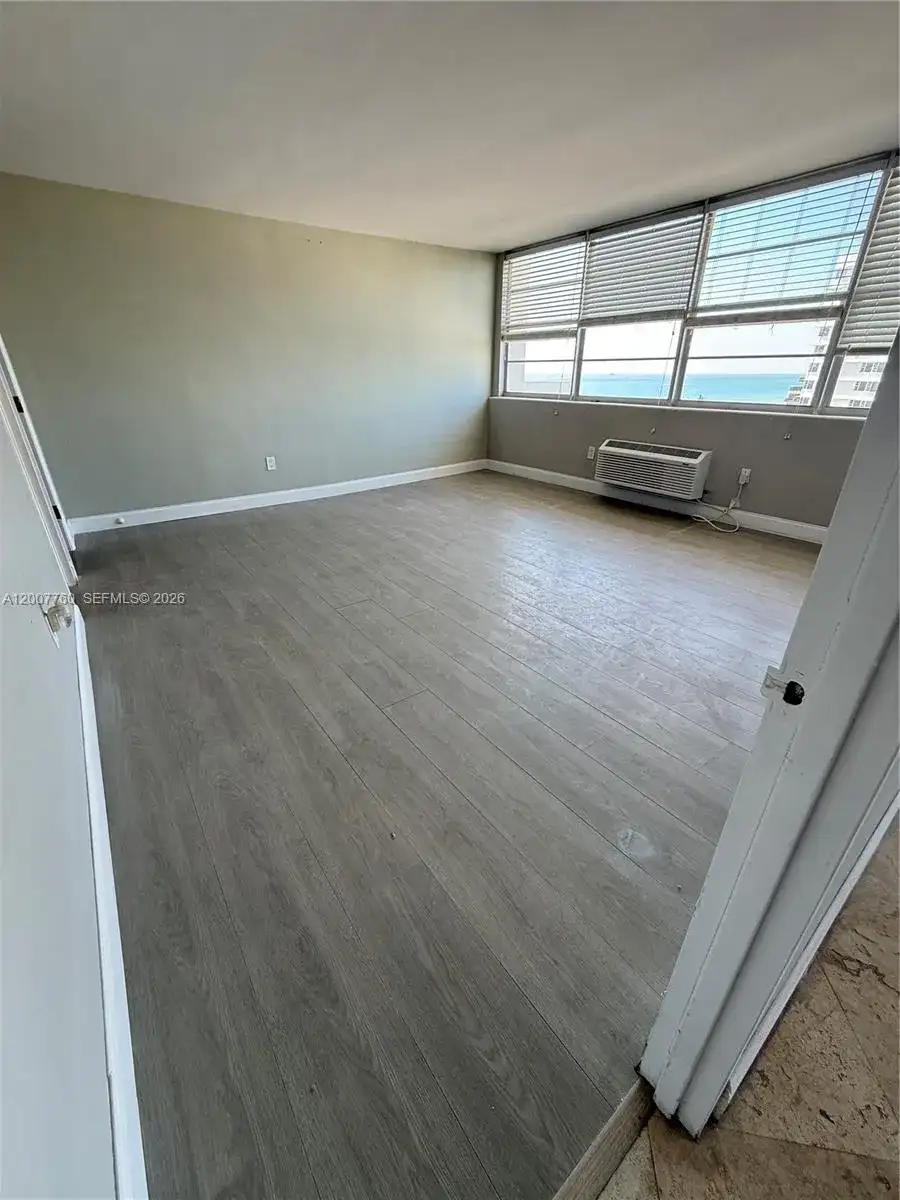 5313 Collins Ave # 1110, Miami Beach FL 33140 photo 3