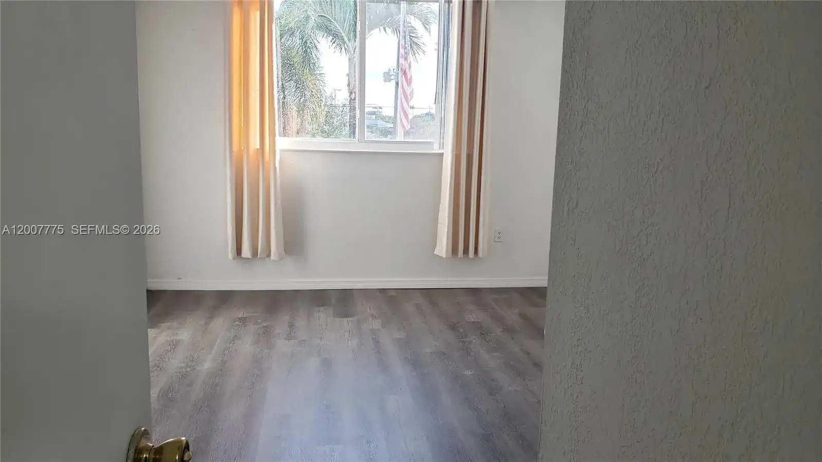 1251 NE 108th St # 215, Miami FL 33161 photo 2