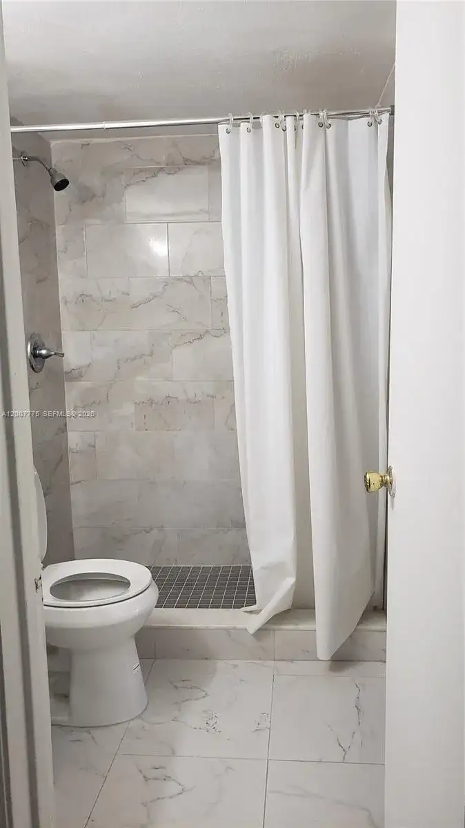 1251 NE 108th St # 215, Miami FL 33161 photo 5