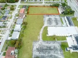 1855 NW 119th St, Miami FL 33167 photo 2