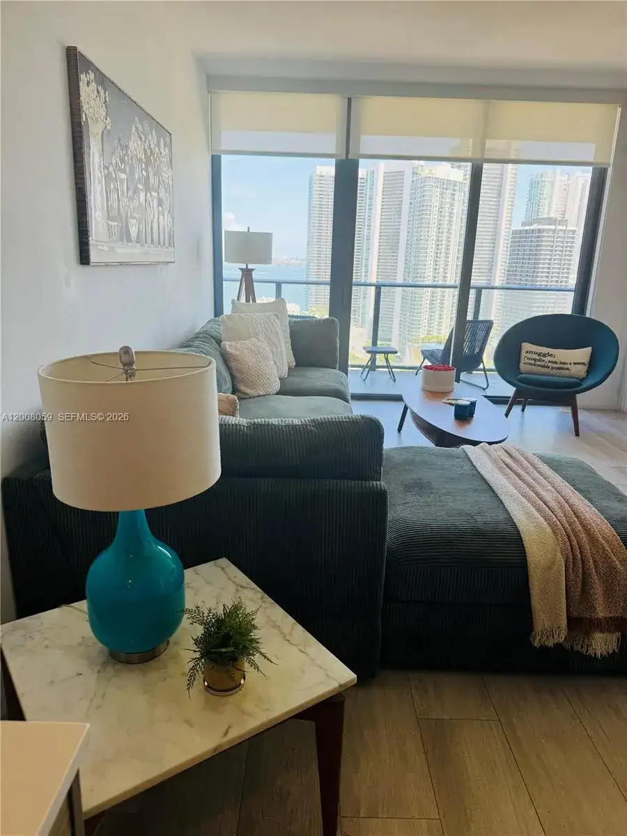 121 NE 34th St # 2705, Miami FL 33137 photo 2