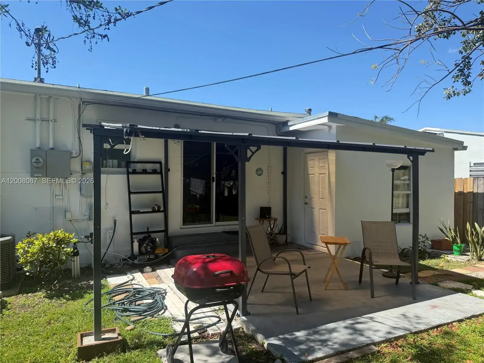 2323 Cleveland St, Hollywood FL 33020 photo 4