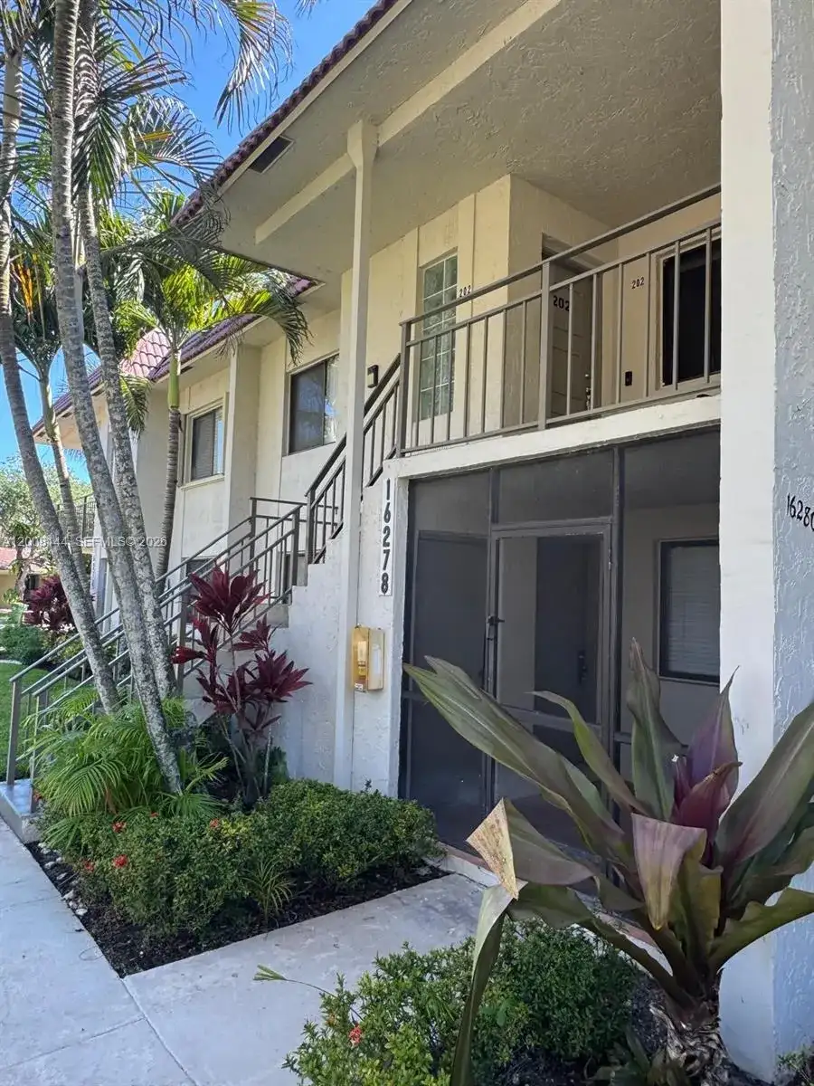 16278 Laurel Dr # 202, Weston FL 33326 photo 2