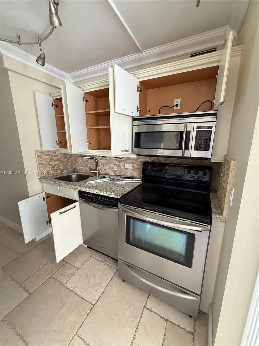 5313 Collins Ave # 801, Miami Beach FL 33140 photo 3