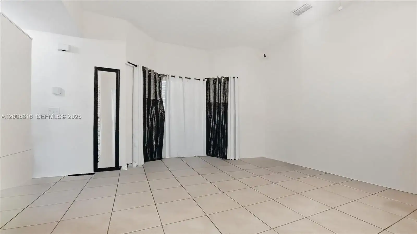 1978 SE 23rd Ter, Homestead FL 33035 photo 4