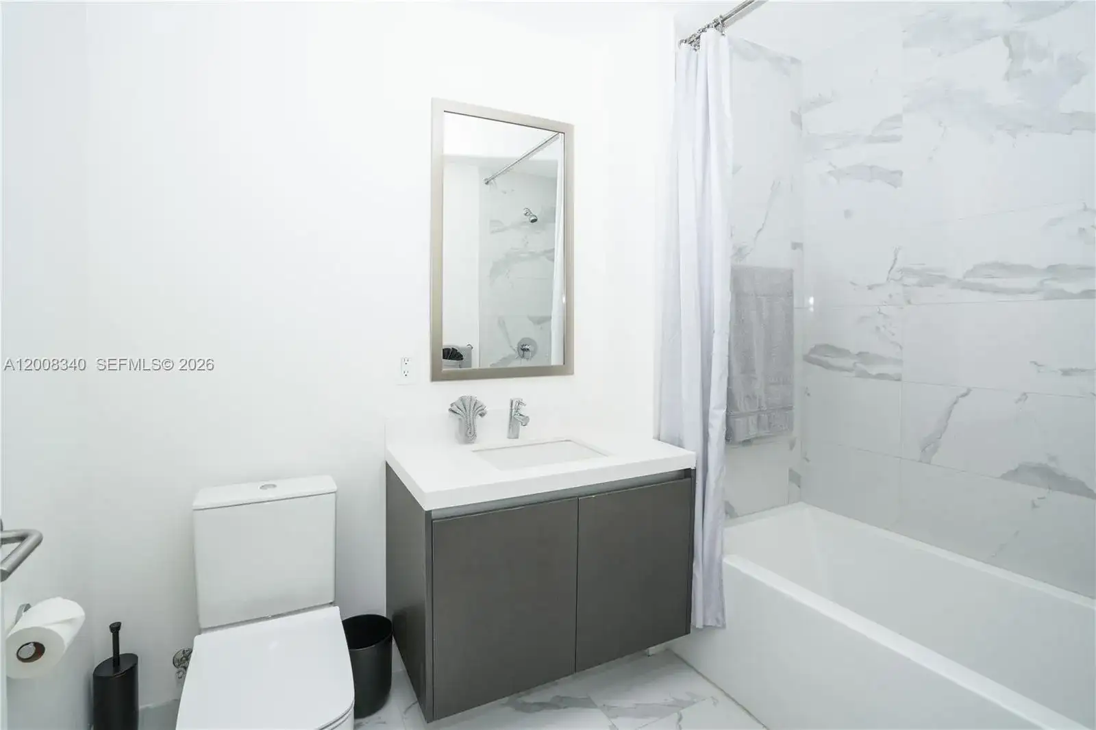 851 NE 1st Ave # 2101, Miami FL 33132 photo 5