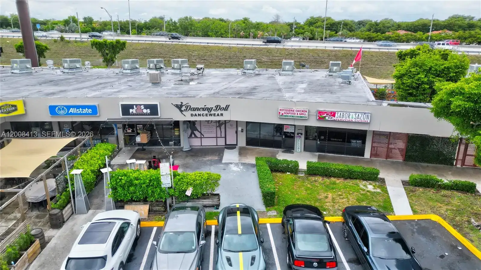 68 169 ST, Hialeah FL 33015 photo 2