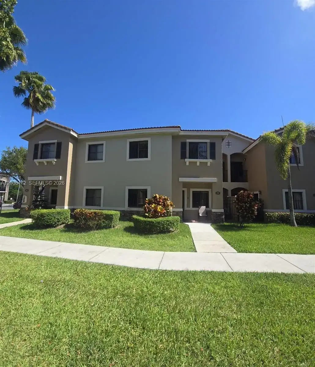 22911 SW 88th Pl # 21, Cutler Bay FL 33190 photo 2