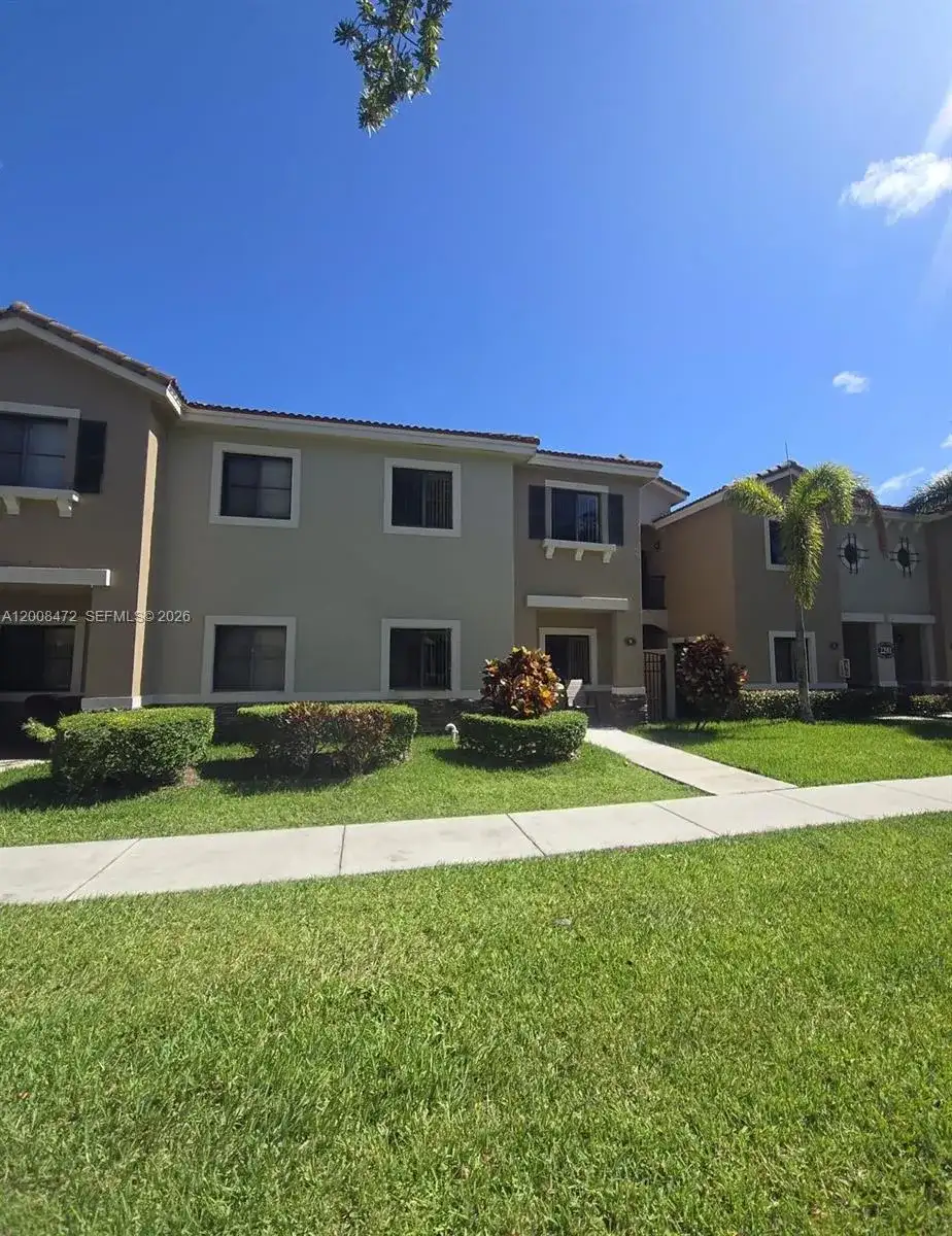 22911 SW 88th Pl # 21, Cutler Bay FL 33190 photo 5